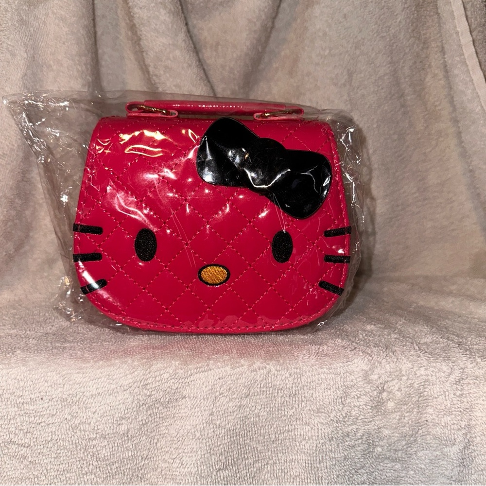 Hello kitty crossbody fuchsia bag